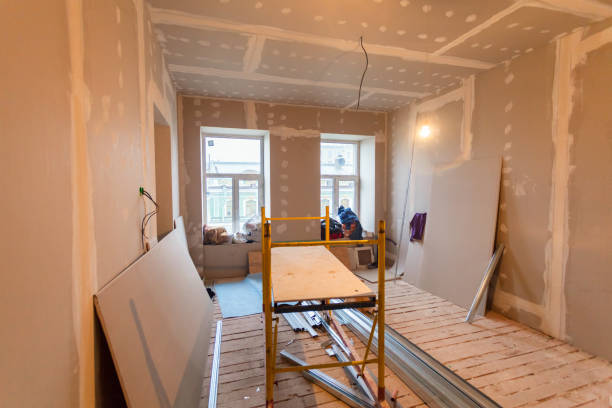 Asbestos and Lead Testing During Mold Inspection in Bloomfield Hills, MI